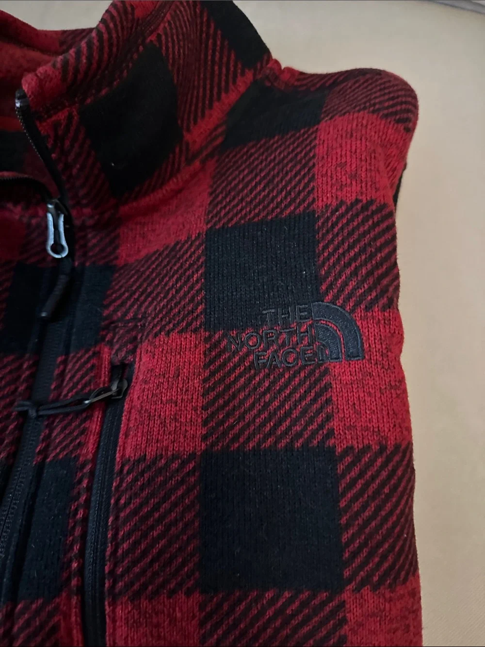 The North Face Red and Black Plaid Fleece 1/4 Zip Jacket - Size Large